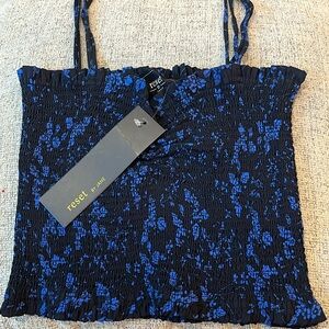 Reset by Jane Cropped blue Top Size Small